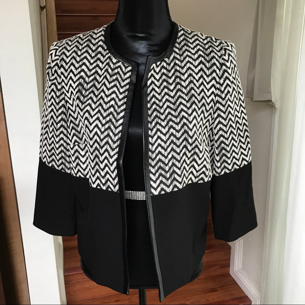 KASPER SIZE 6 OPEN FRONT BLAZER